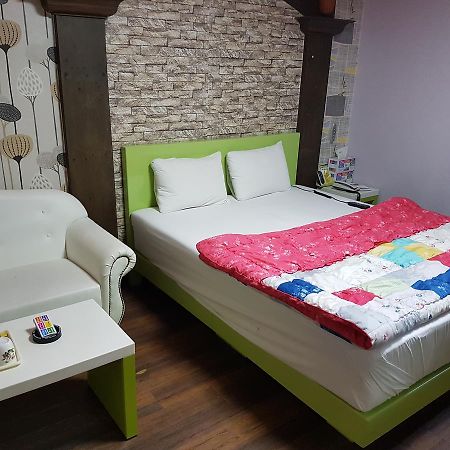 Sky Motel Gwangju Metropolitan City Extérieur photo